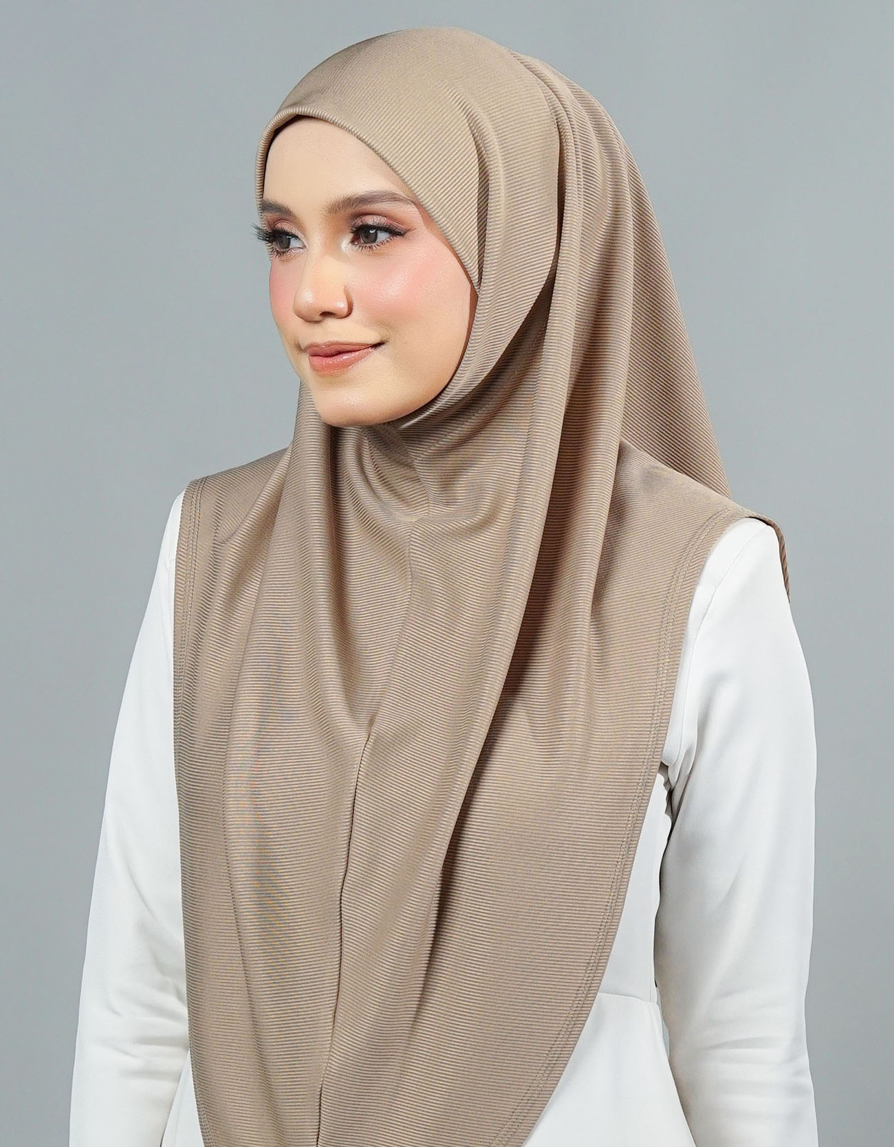Elma Plain - 06 Mocha Brown