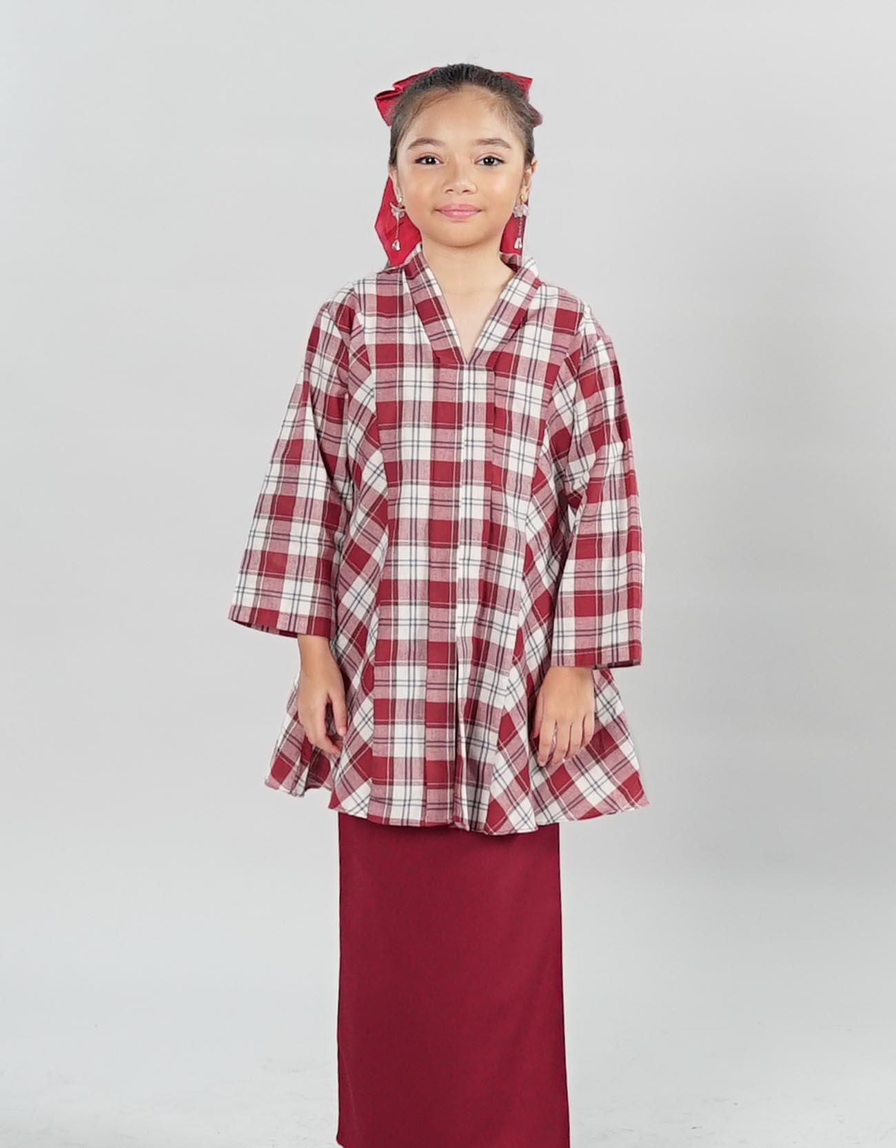 Lela Kebarung - 01 Maroon