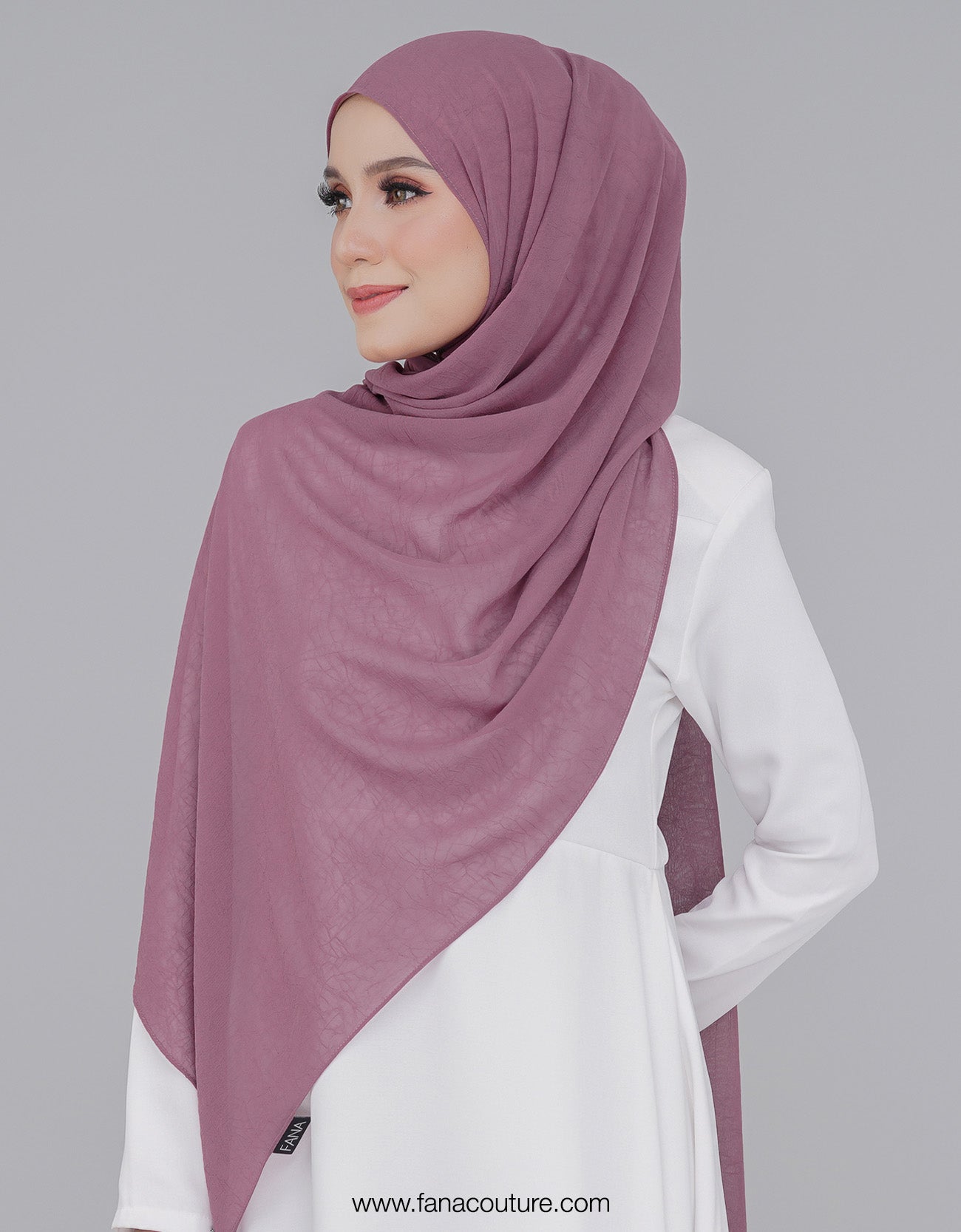 Aster Shawl Plain - 16 Plum