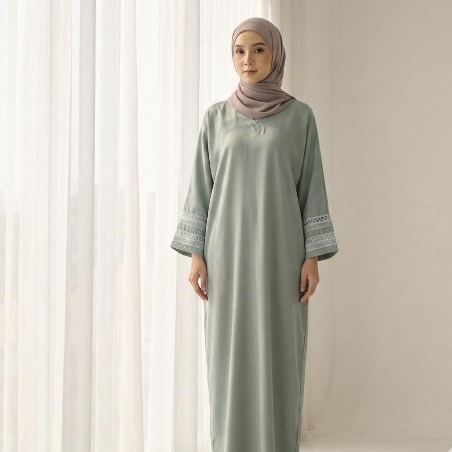 Lacy Kaftan