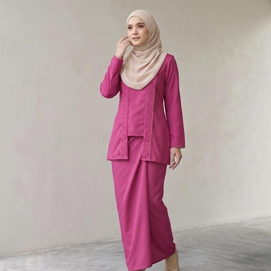 Nona Kebaya Pario