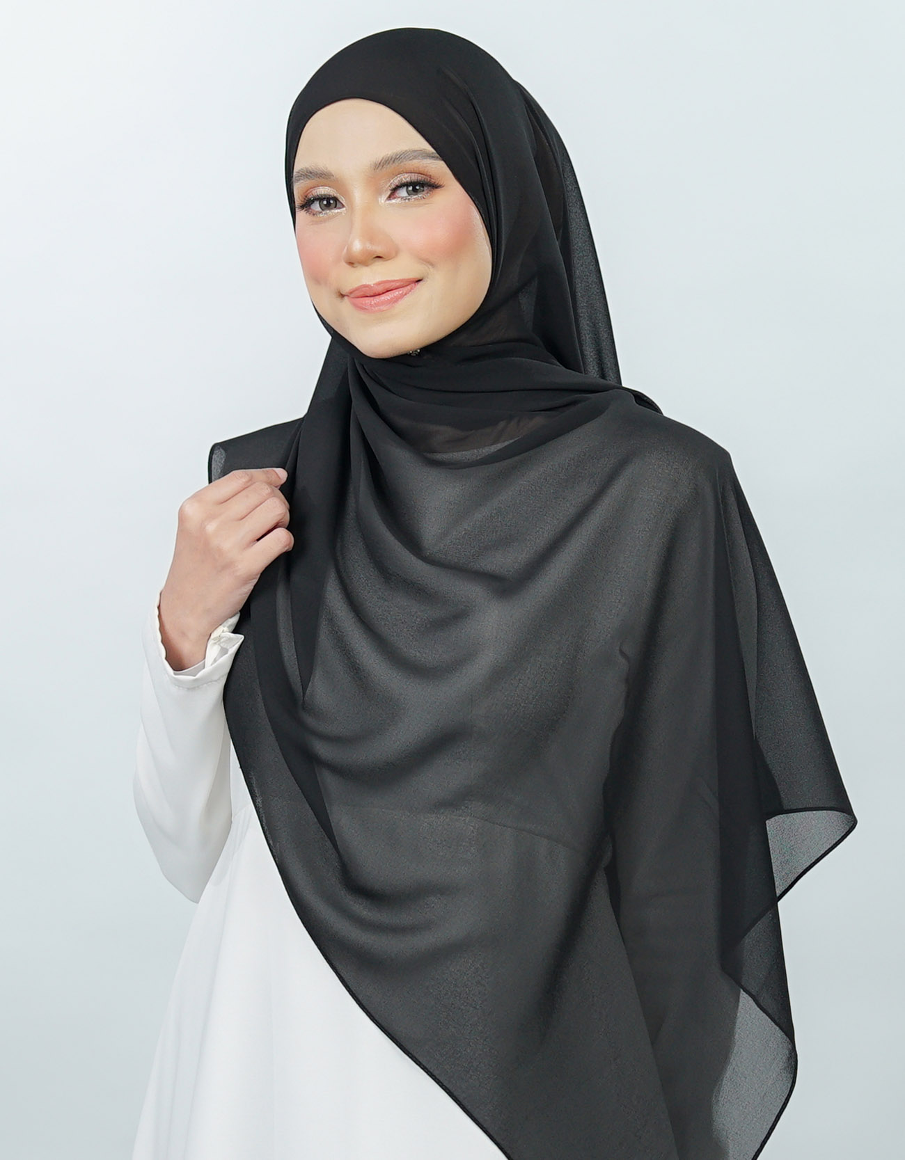 Neya Shawl Plain - 13 - Black