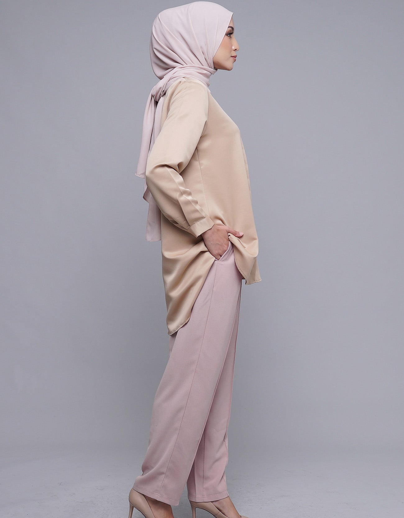 Lyla Pants High Waisted Tapered Pants