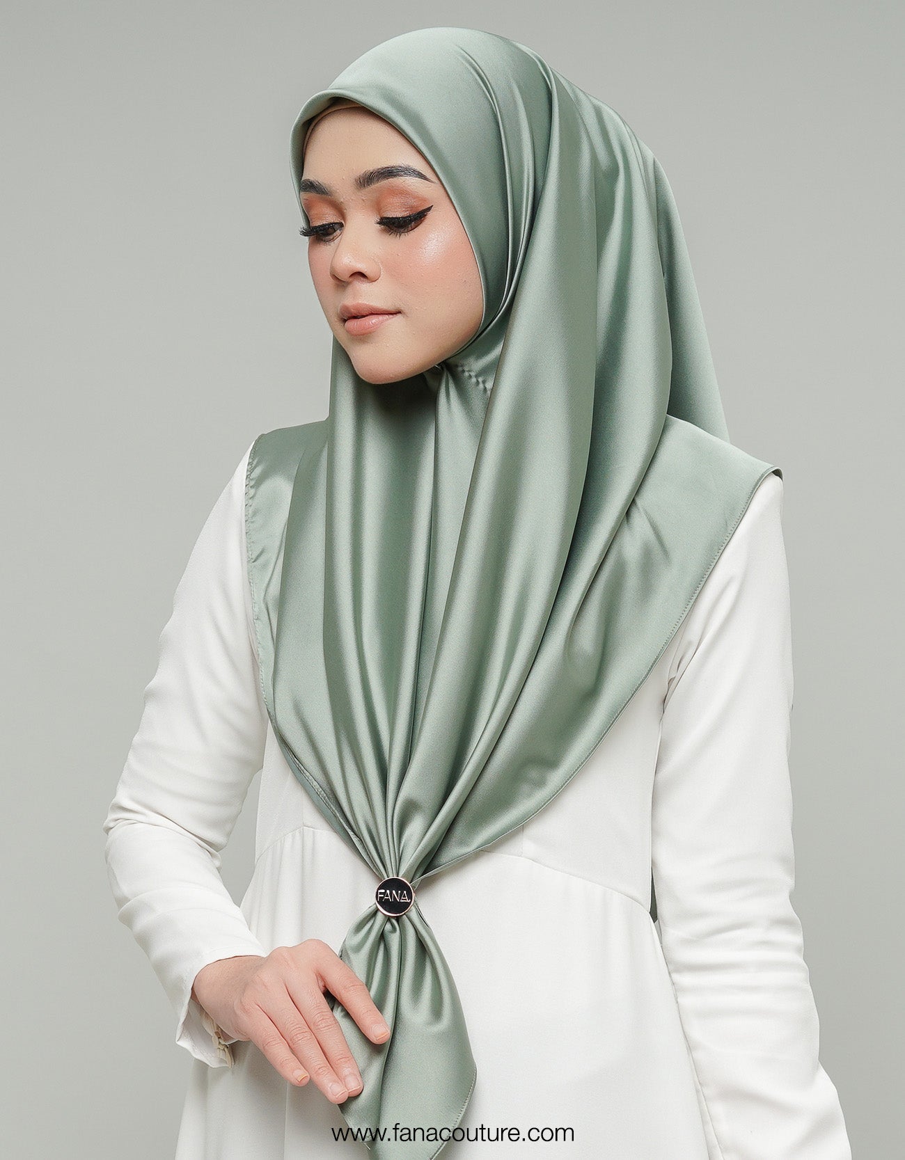 Haayu Bawal Satin - 10 Fern Green