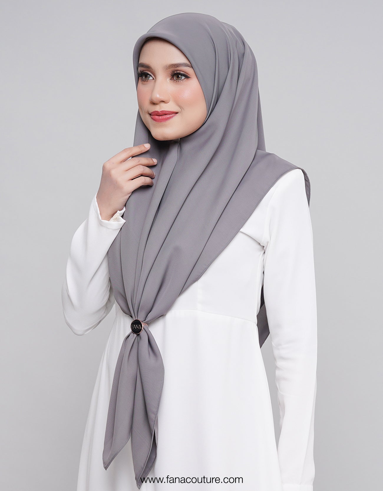 Neylis Bawal Plain - 02 Smoky Gray