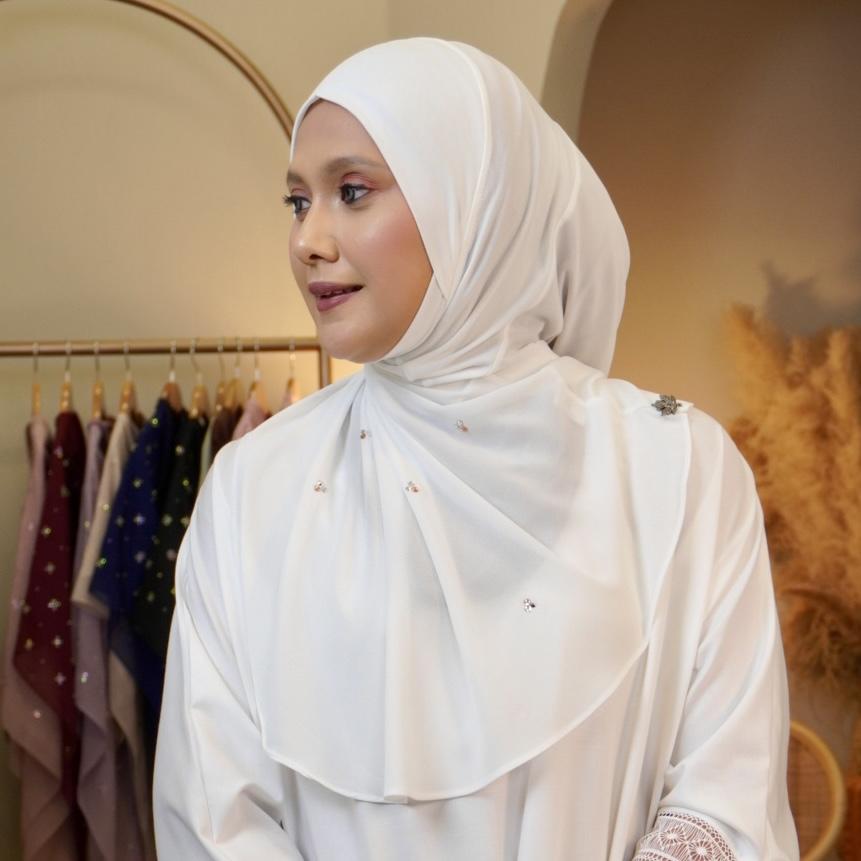 Nadira Plain - 02 Off White