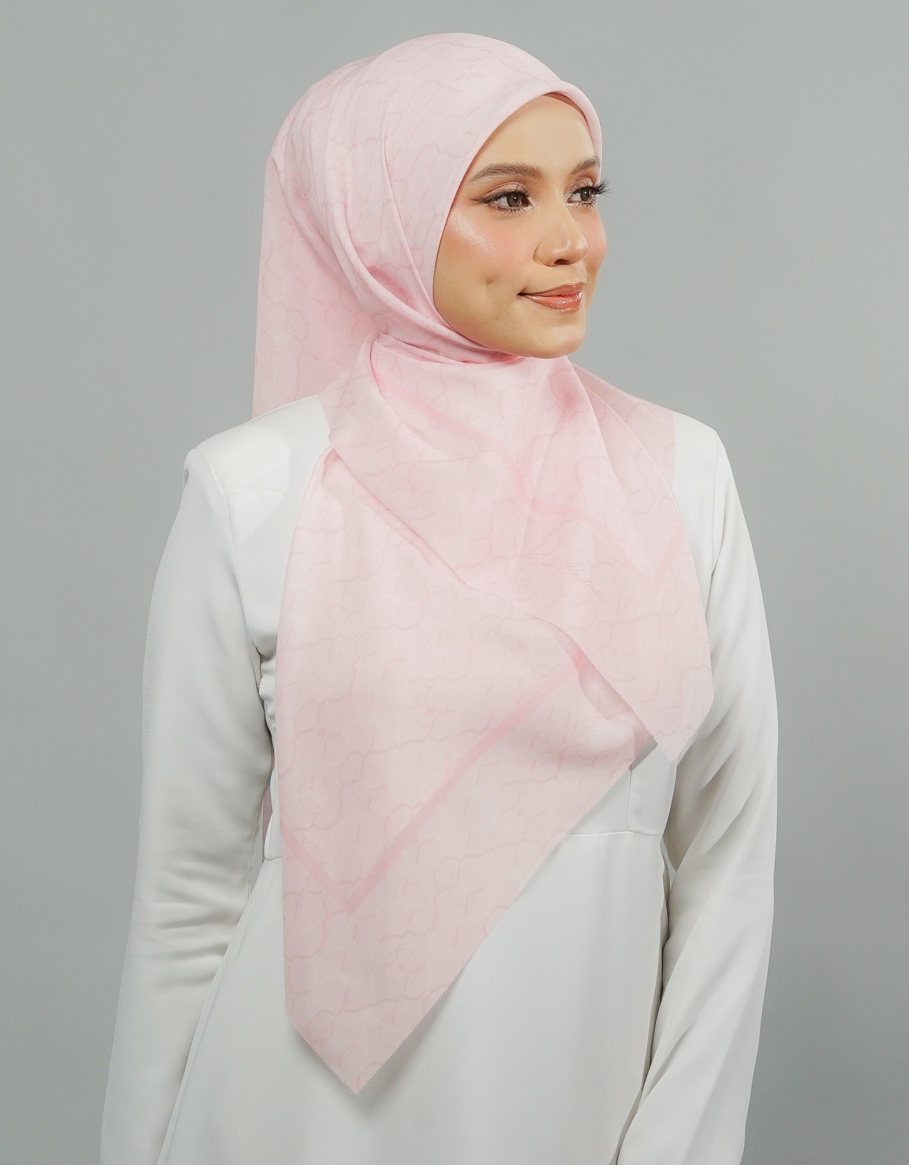 Aima Bawal Printed - 09 Deyaa