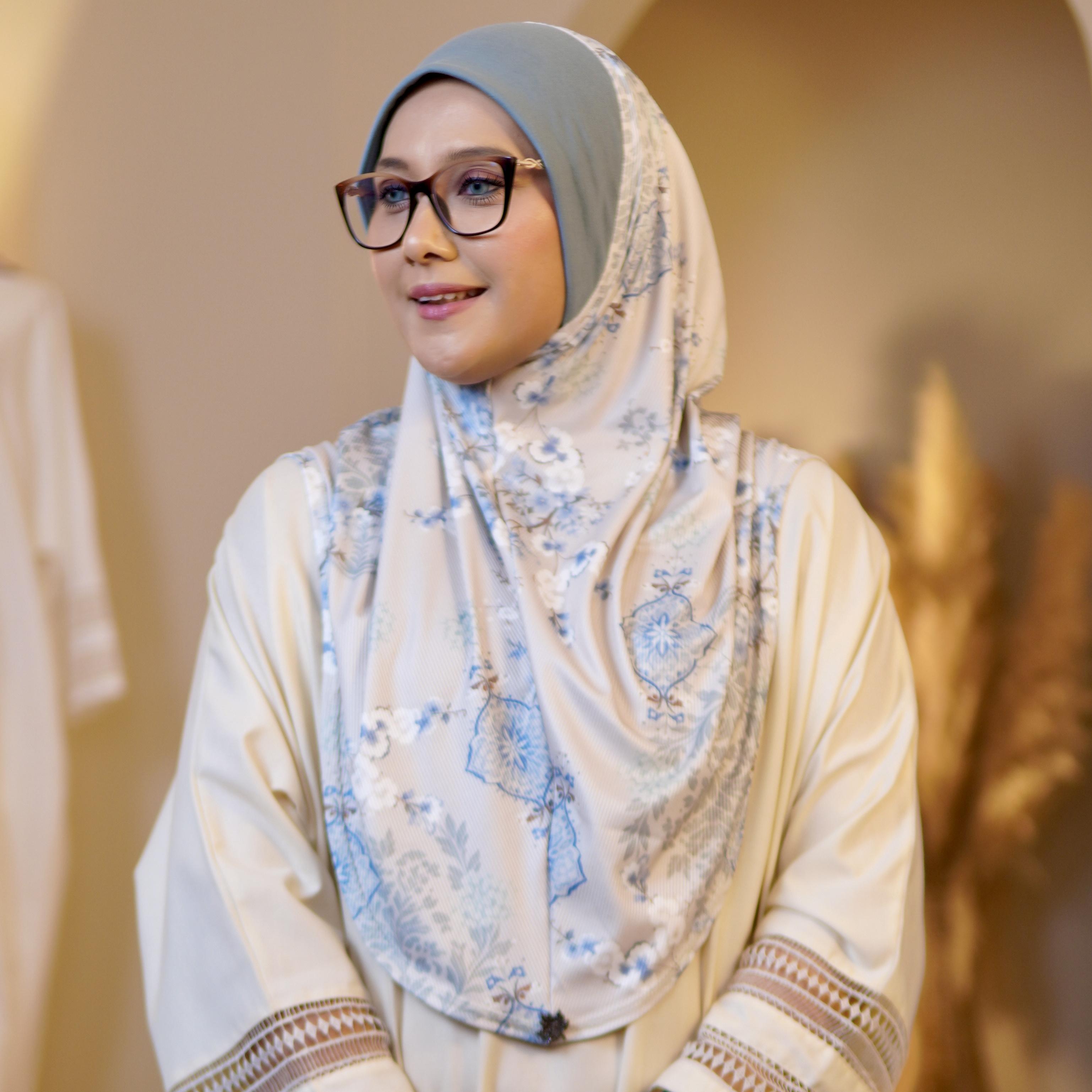 Express Hijab Arfa Signature - 04 Dawn