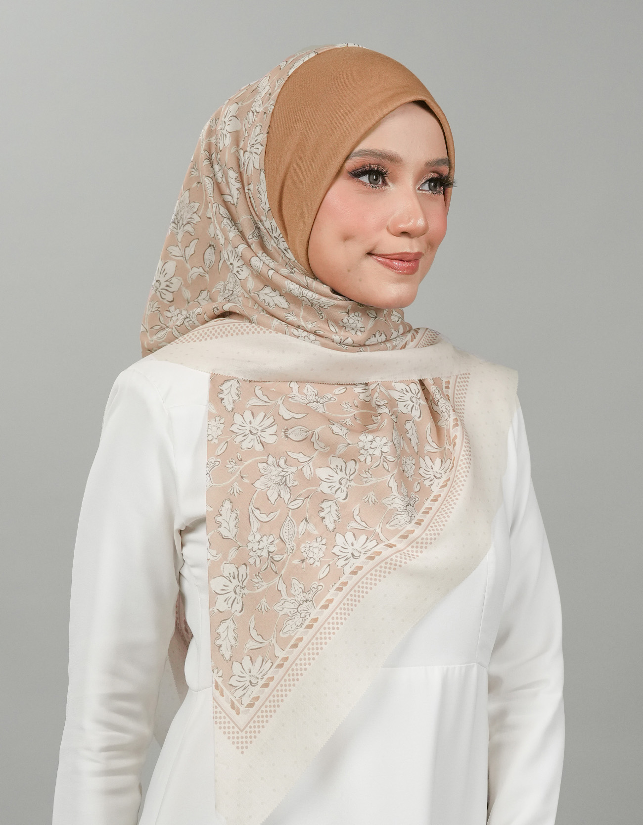 Tyna Bawal Express - 08 Kamila