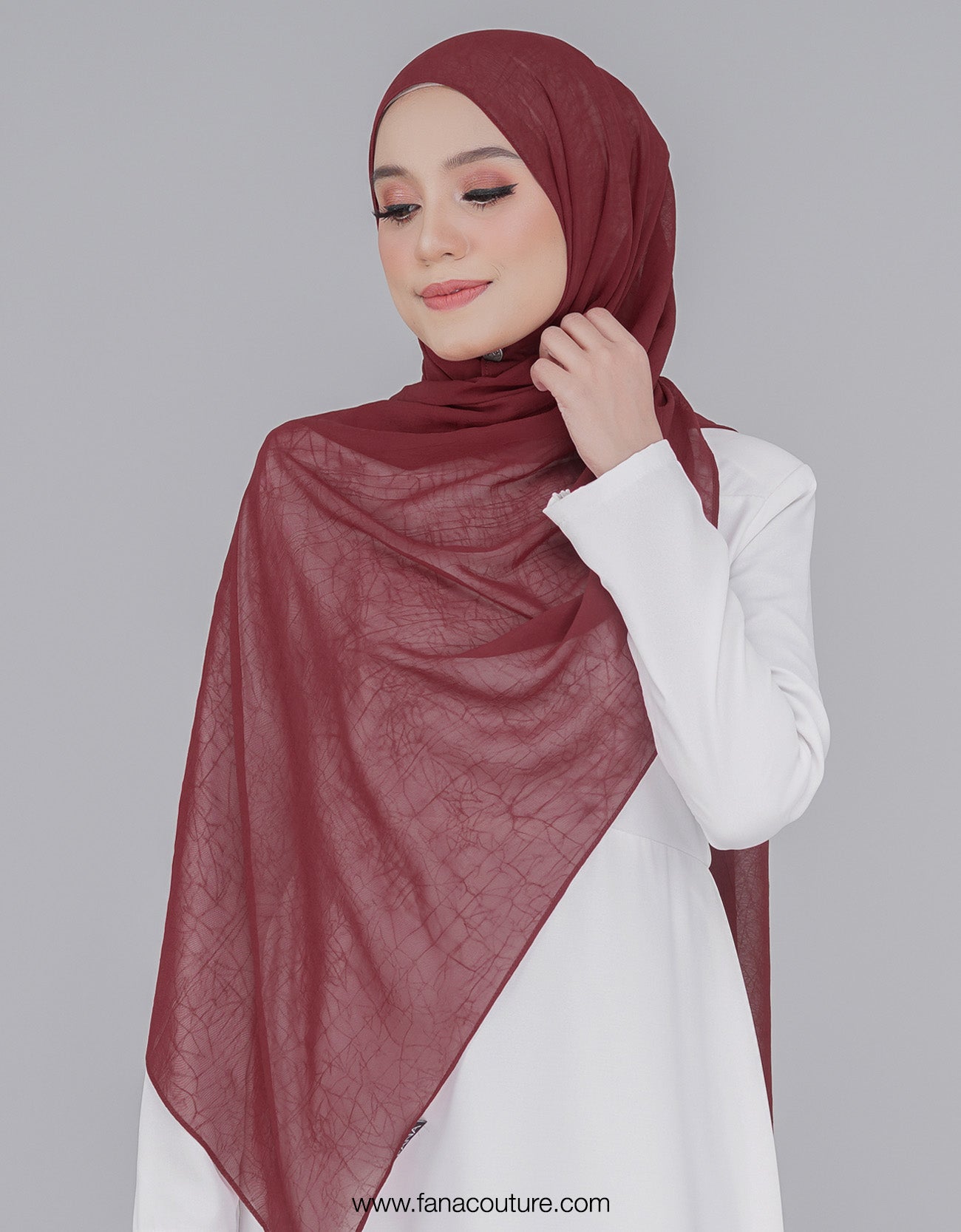 Aster Shawl Plain - 13 Maroon