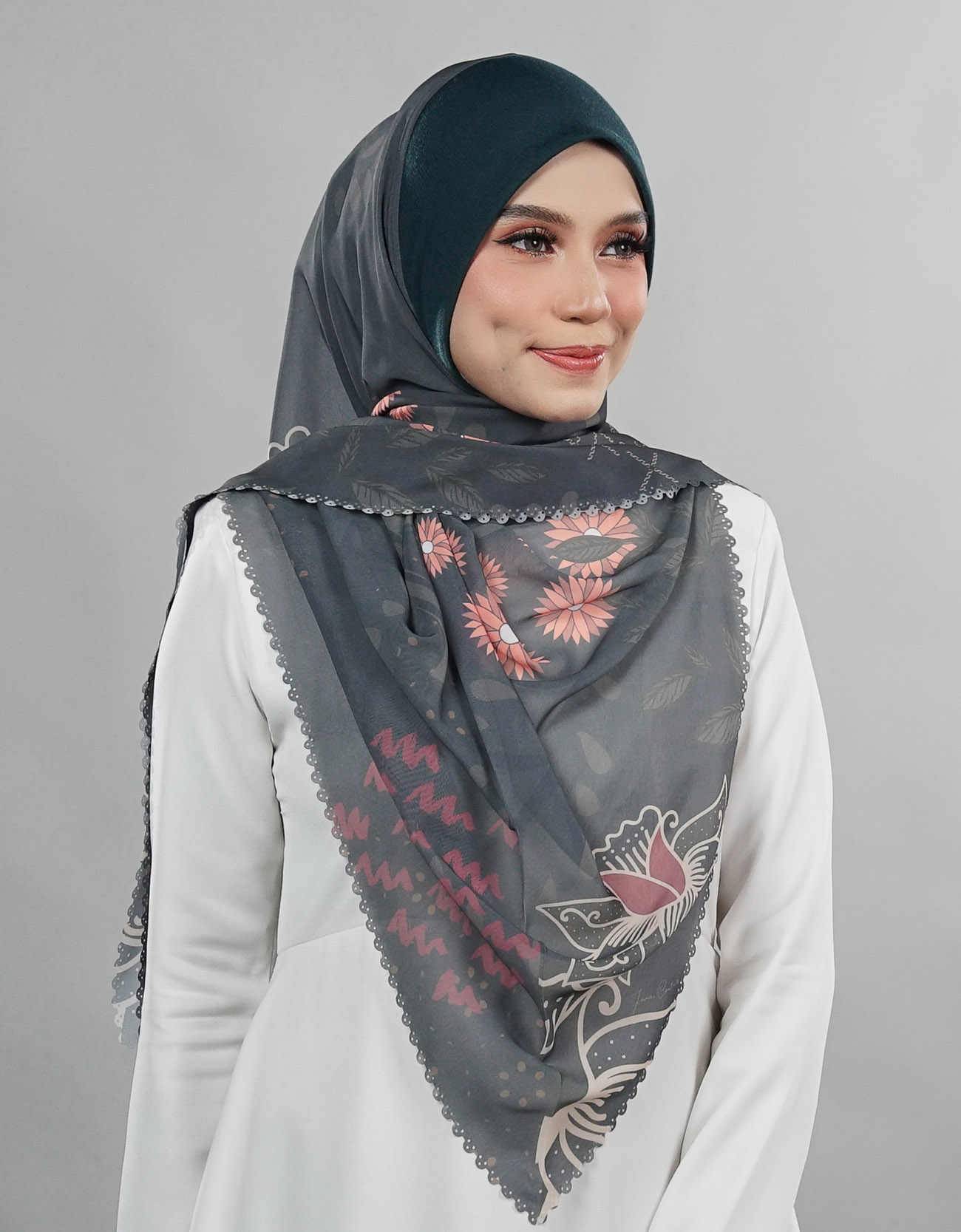 Ivy Bawal Express - 05 Patara