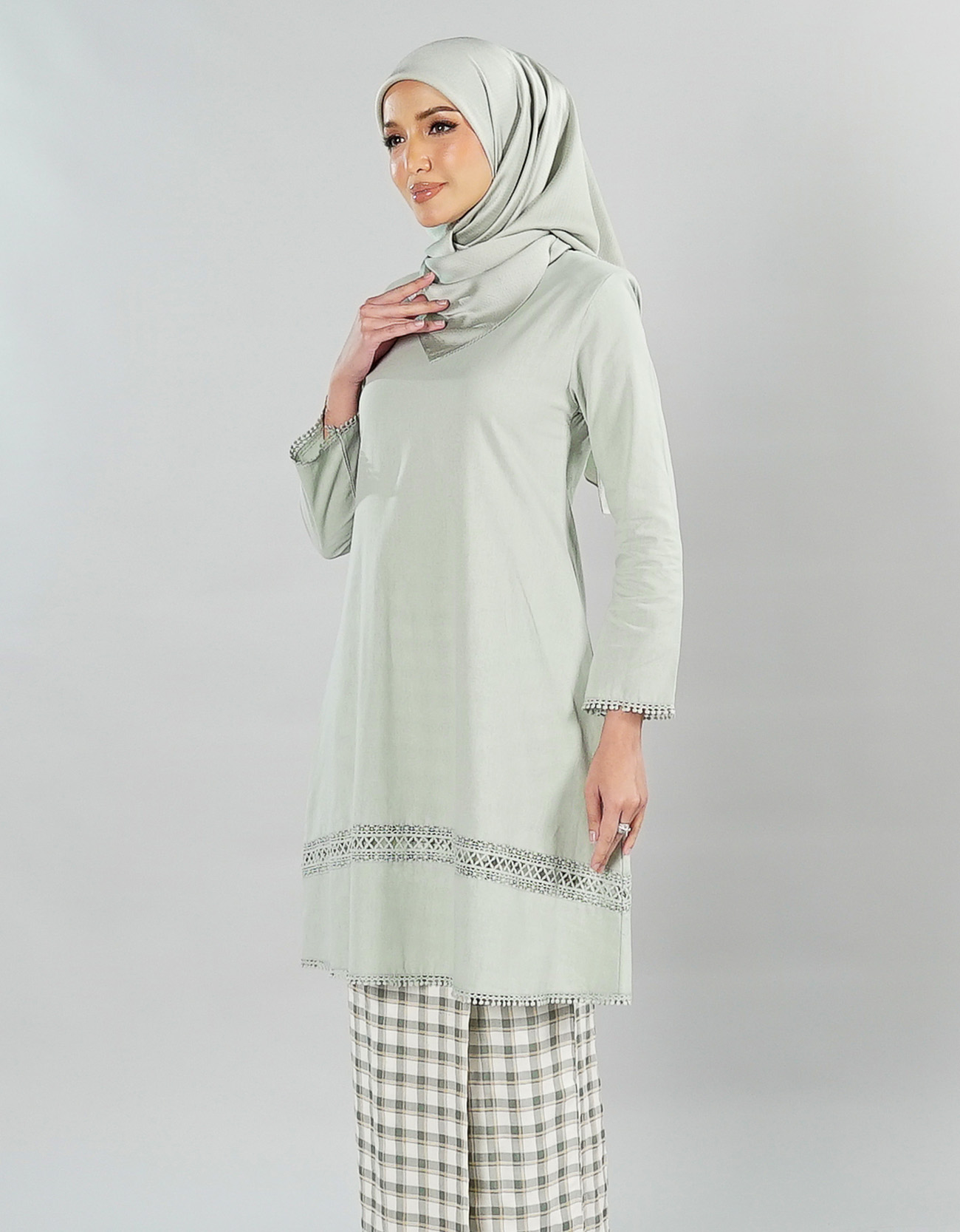 Aurora Kurung Riau - 07 Light Green