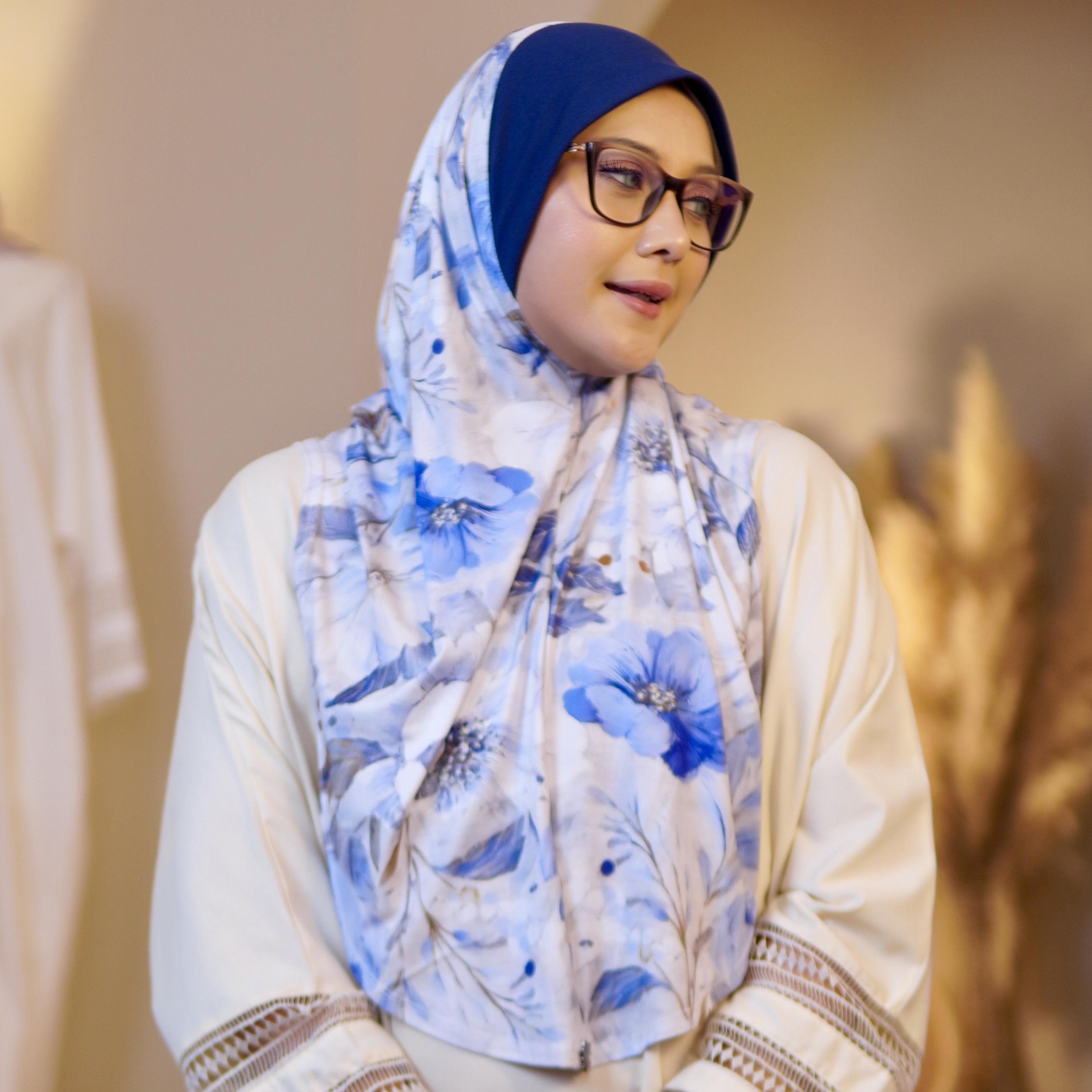 Express Hijab Damia Signature 17 Vega