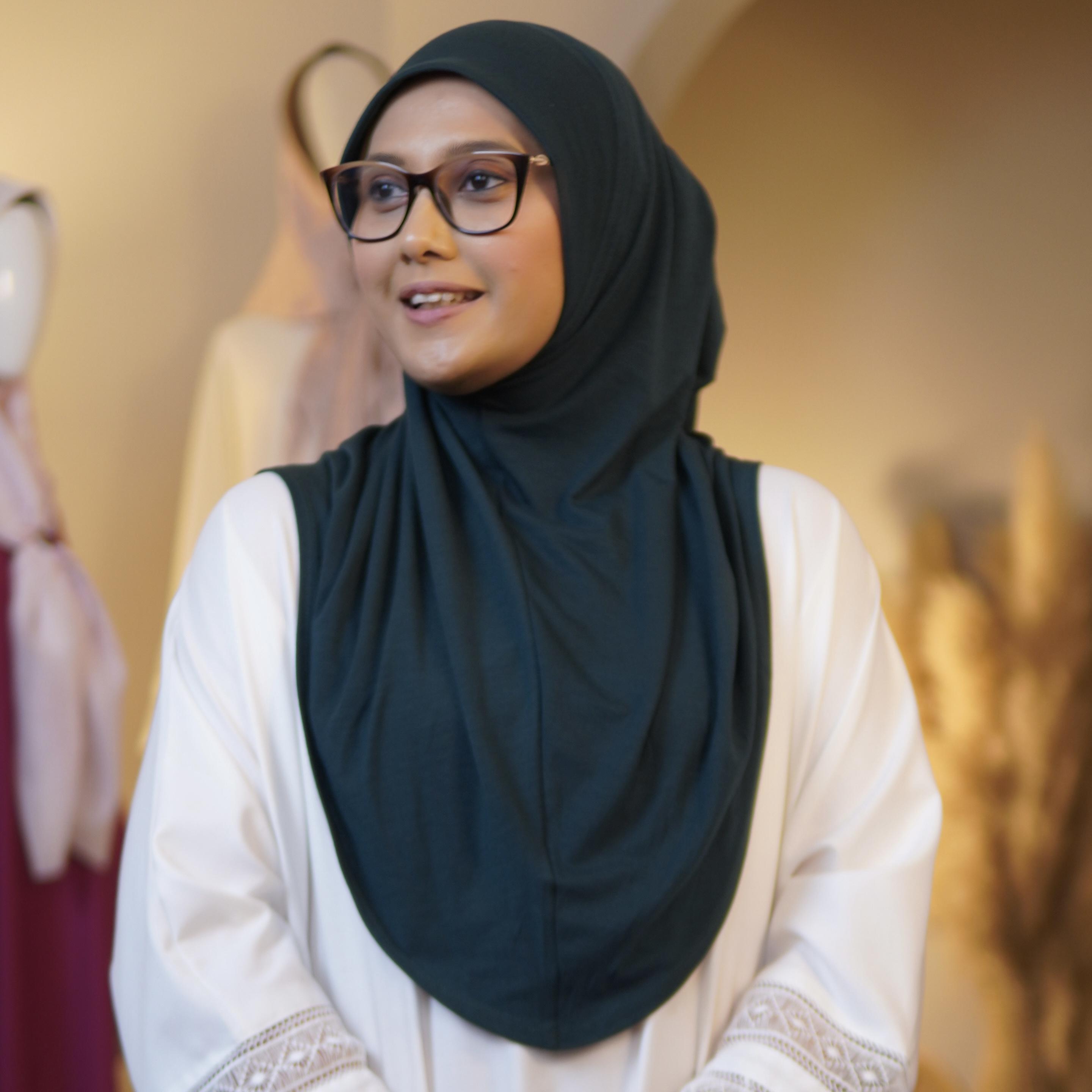 Express Hijab Damia Plain - 26 Emerald Green