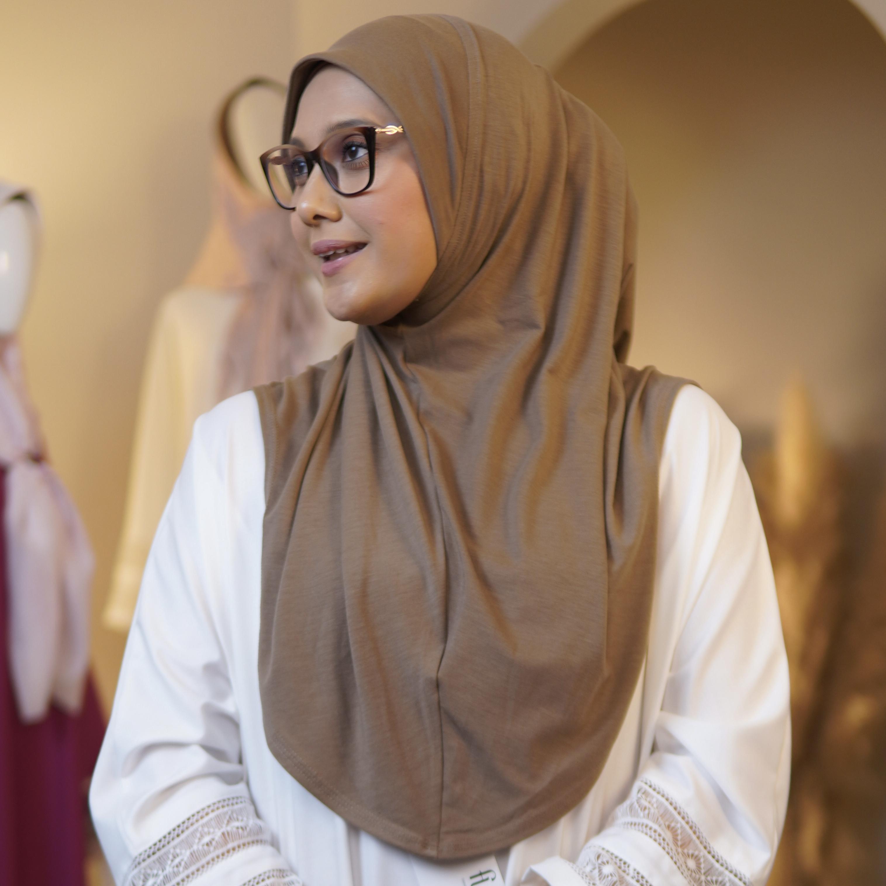 Express Hijab Damia Plain - 29 Tortilla Brown