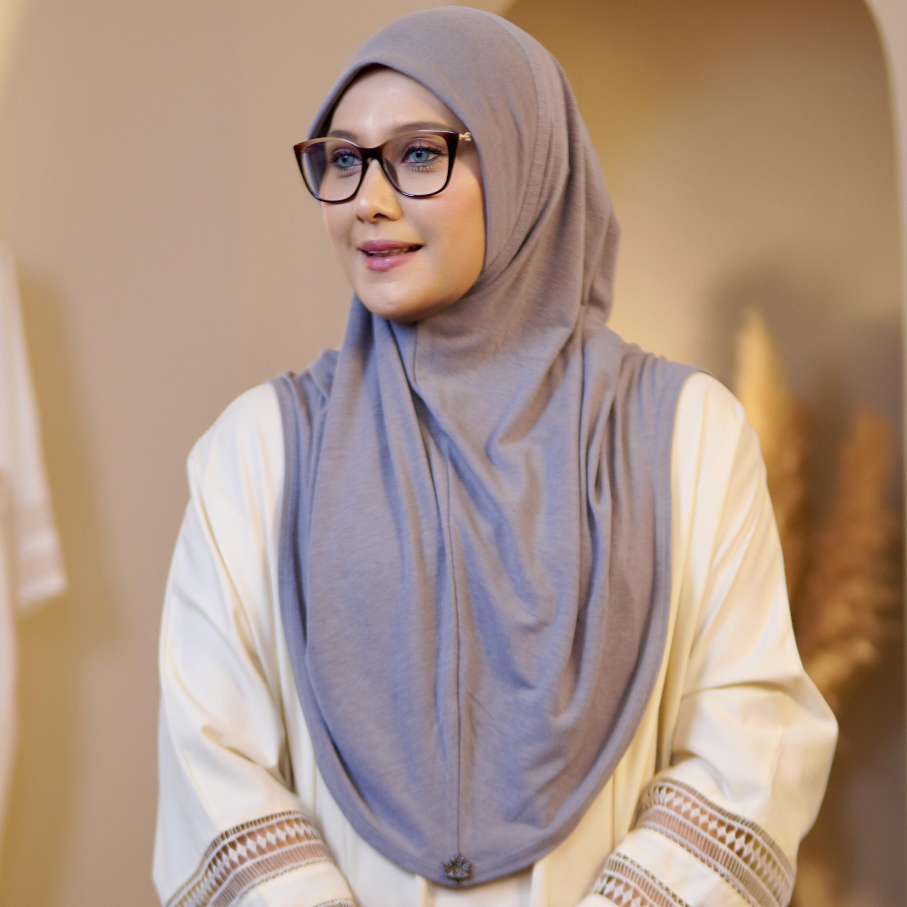 Express Hijab Damia Plain - 33 Pearl Grey